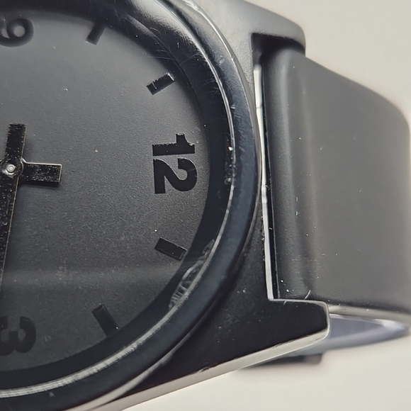 Mens Neff Daily Analog Quartz Watch All Black Silicon Band New Battery - Picture 10 of 10